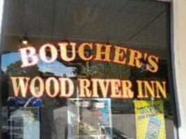 Boucher's Wood River Inn inside