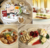Churchill's Restaurant & Lounge food
