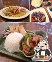 Cha Baa Thai (dartmouth) food