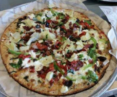 Pieology Pizzeria food