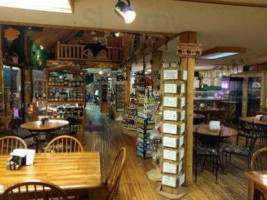 Route 66 Snowboard And Ski Shop food