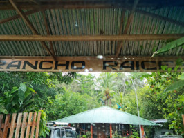 Rancho Raices De Osa outside