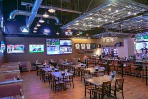 Swinomish Sports Grill inside