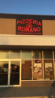 Pizzeria Romano outside
