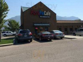 Pizza Pie Cafe outside