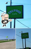 Trufood Cafe outside