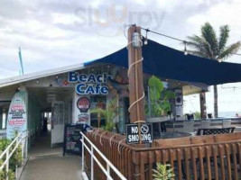 Anglins Beach Cafe outside