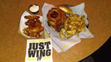 Buffalo Wild Wings Kirkwood inside