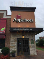 Applebee's inside