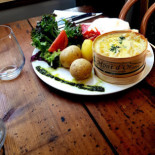 Café De La Place Saint Martin D'uriage food