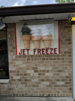 Jet Freeze outside