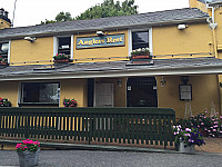 Wrights Anglers Rest outside