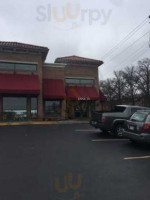 Larosa's Pizza Boudinot outside