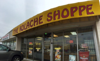 The Kolache Shoppe outside