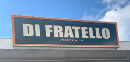 Di Fratello Pizzeria food