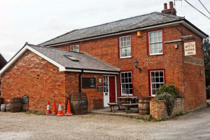 The White Hart Inn outside