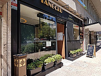 Tang Chu Sl Madrid outside