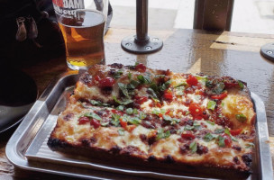 Descendant Detroit Style Pizza food