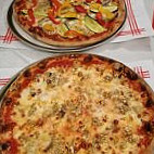 Pizzeria Trattoria Al Cavallino food