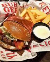 Red Robin Gourmet Burgers food