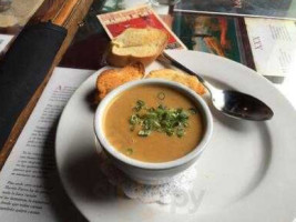 Buenos Aires Cafe, Este food