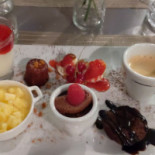 Le Temps Des Secrets food