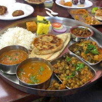 Sukhadia's Indian Cuisine food