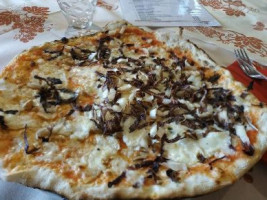 Trattoria Pizzeria La Rustica food