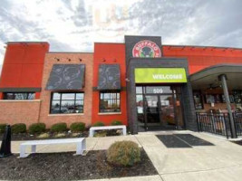 Wings And Rings outside