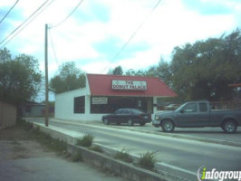 Donut Palace outside