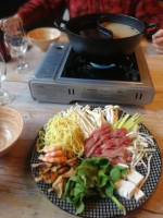 Modern Sushi Vitrolles food