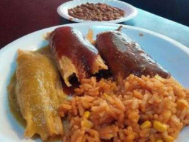 Los Ortiz Tamale Kitchen food