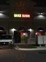 Sake Sushi outside
