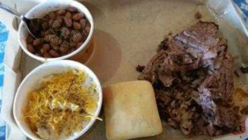 Dickey's Barbecue Pit food