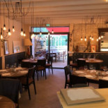 Les 1 Ères Loges Varaignes Nourriture