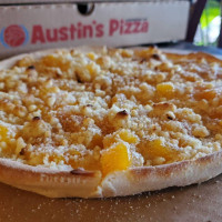 Austin's Pizza Four Points food