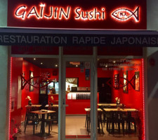Gaijin Sushi food