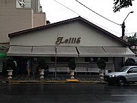 Lellis Trattoria Campinas outside