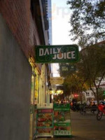 Daily Juice outside