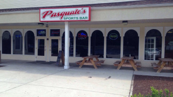 Pasquale's Sports outside