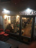 Sottocasa Pizzeria inside