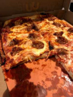 La Rosa Pizza food