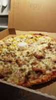 Barry's Pizza food