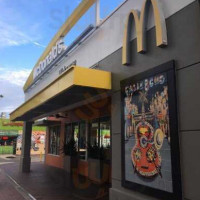 Mcdonald's outside