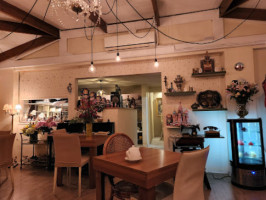 Cafe Anka inside