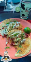 Tacos La Wuera food