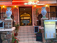 Brise de Mer Restaurant inside