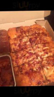 Pizza Hut food