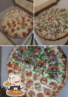 Siki Pizza food