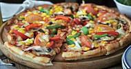 Famous Pizza food